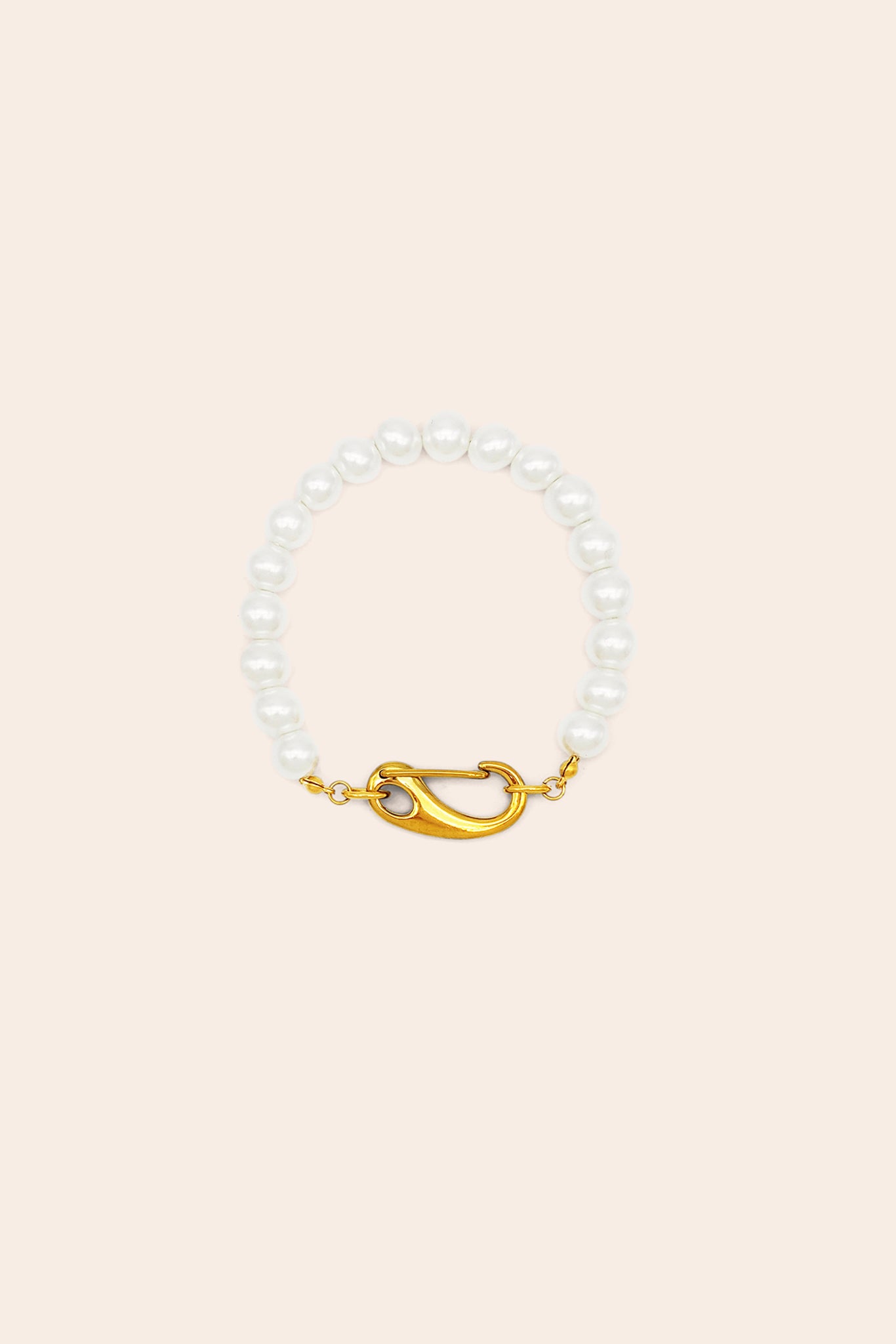 Gold Pearl Bracelet with Oversized Clasp | Bernadette by Petit Moments