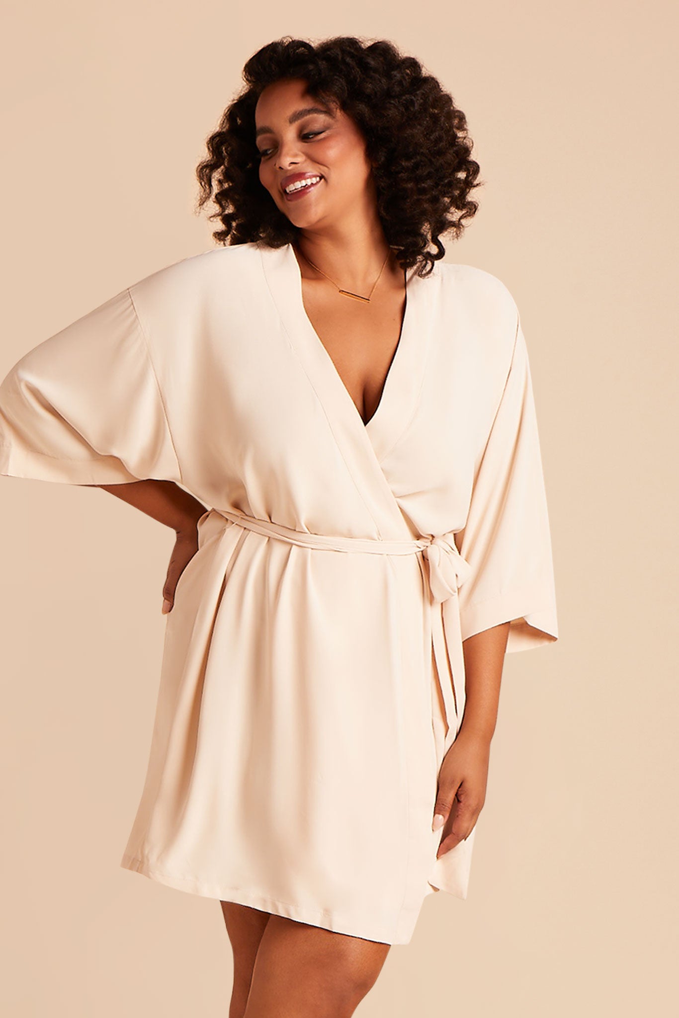 Chic Bridesmaid Robe in Champagne | Minimalist Silhouette
