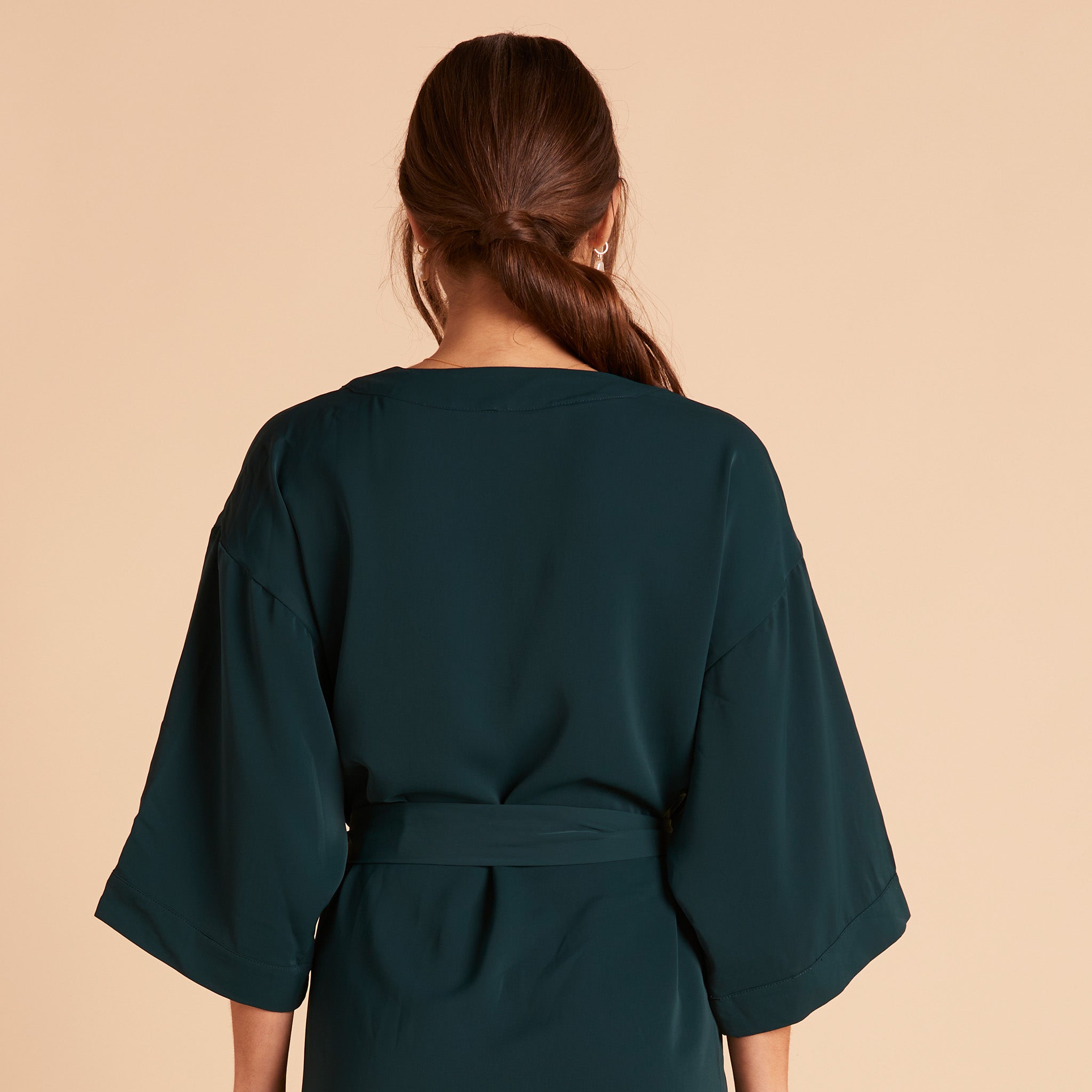 Minimalist Bridesmaid Robe in Emerald | Karen Robe