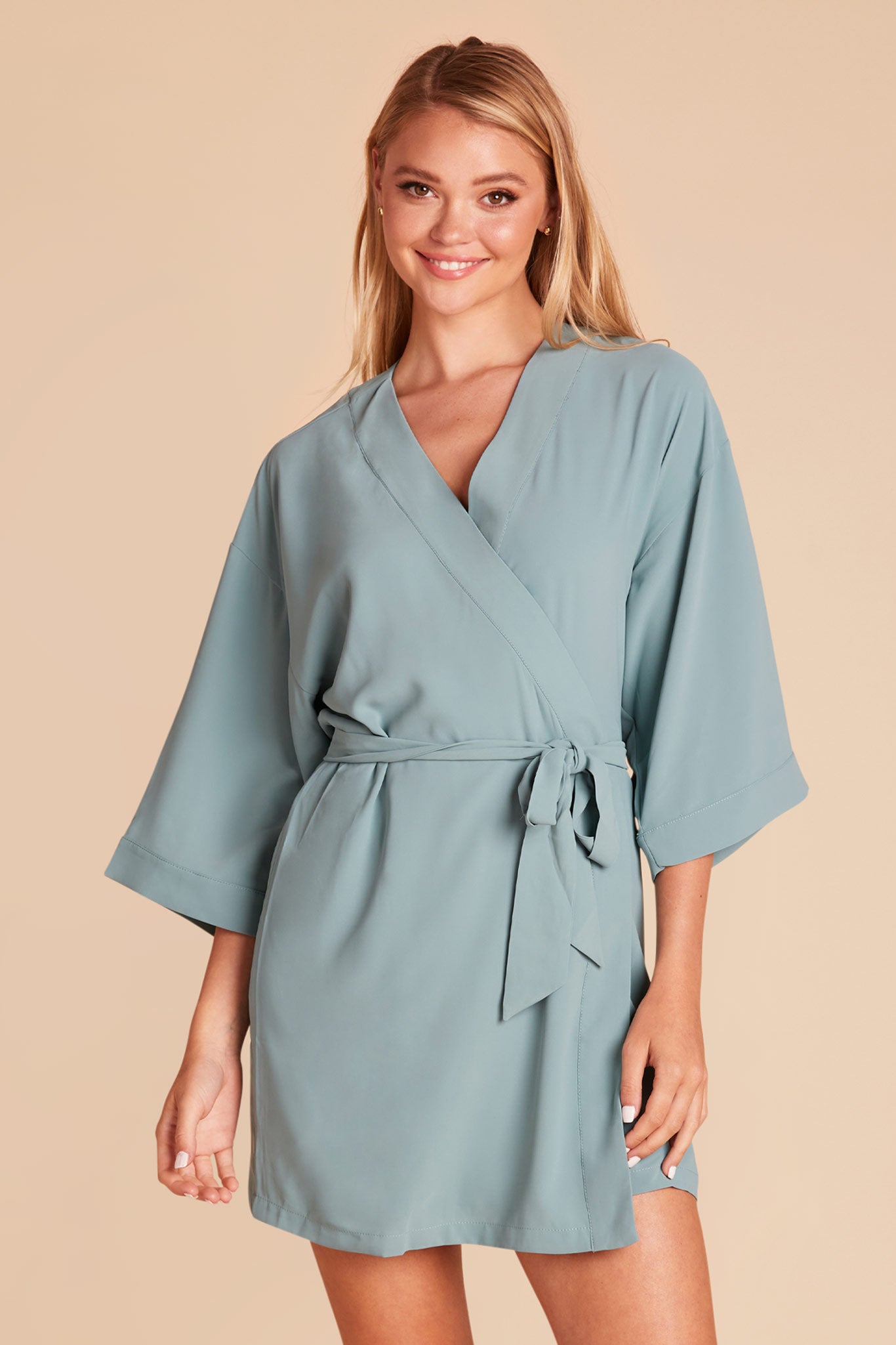 Chic Bridesmaid Robe with Minimalist Silhouette | Karen Robe