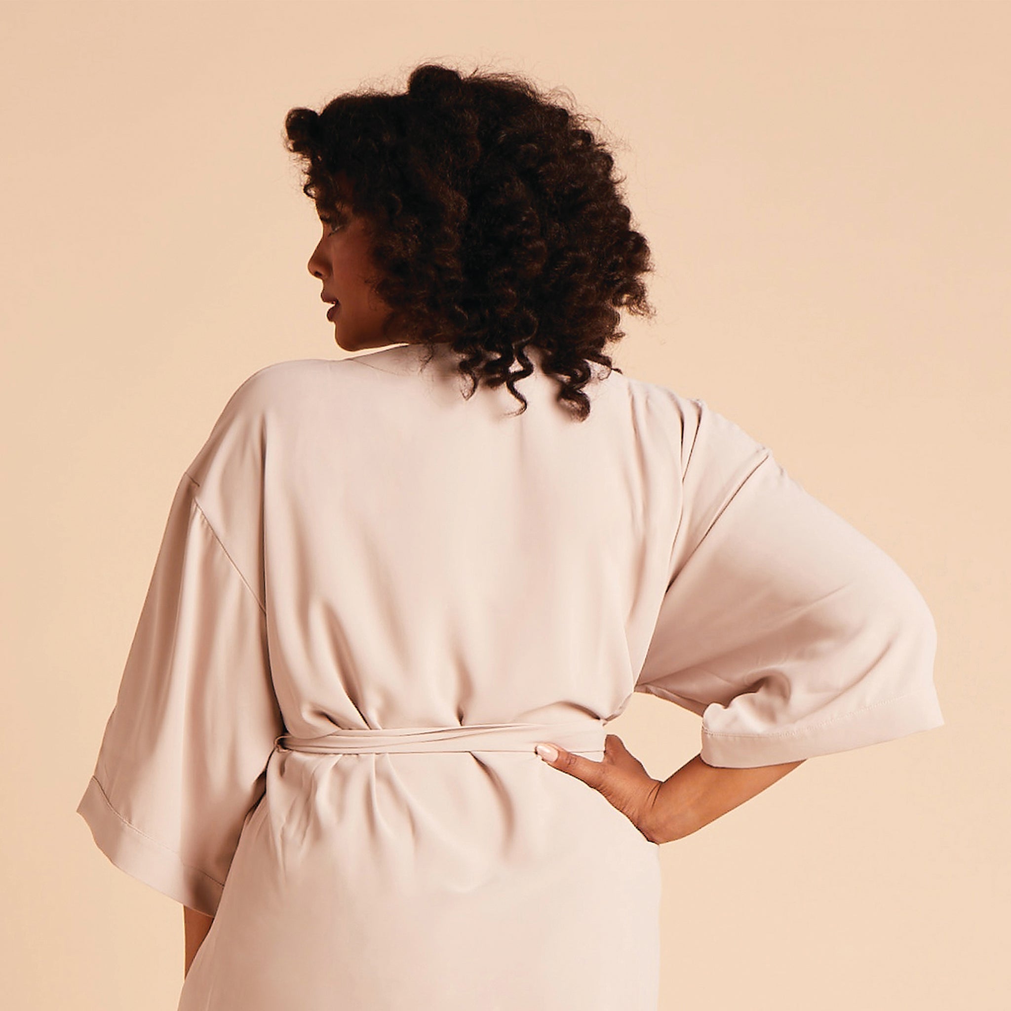 Minimalist Bridesmaid Robe in Taupe | Karen Robe