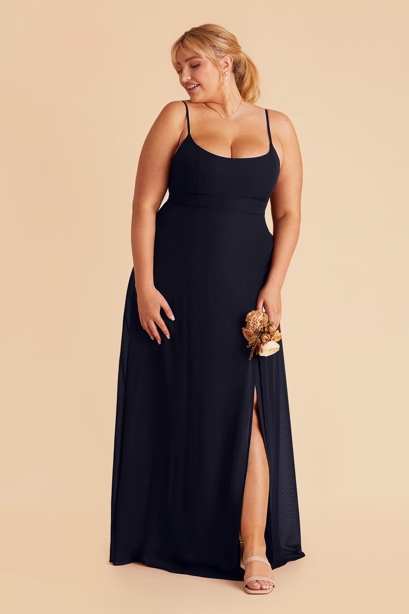 Chiffon Scoop Dress in Navy | Amy