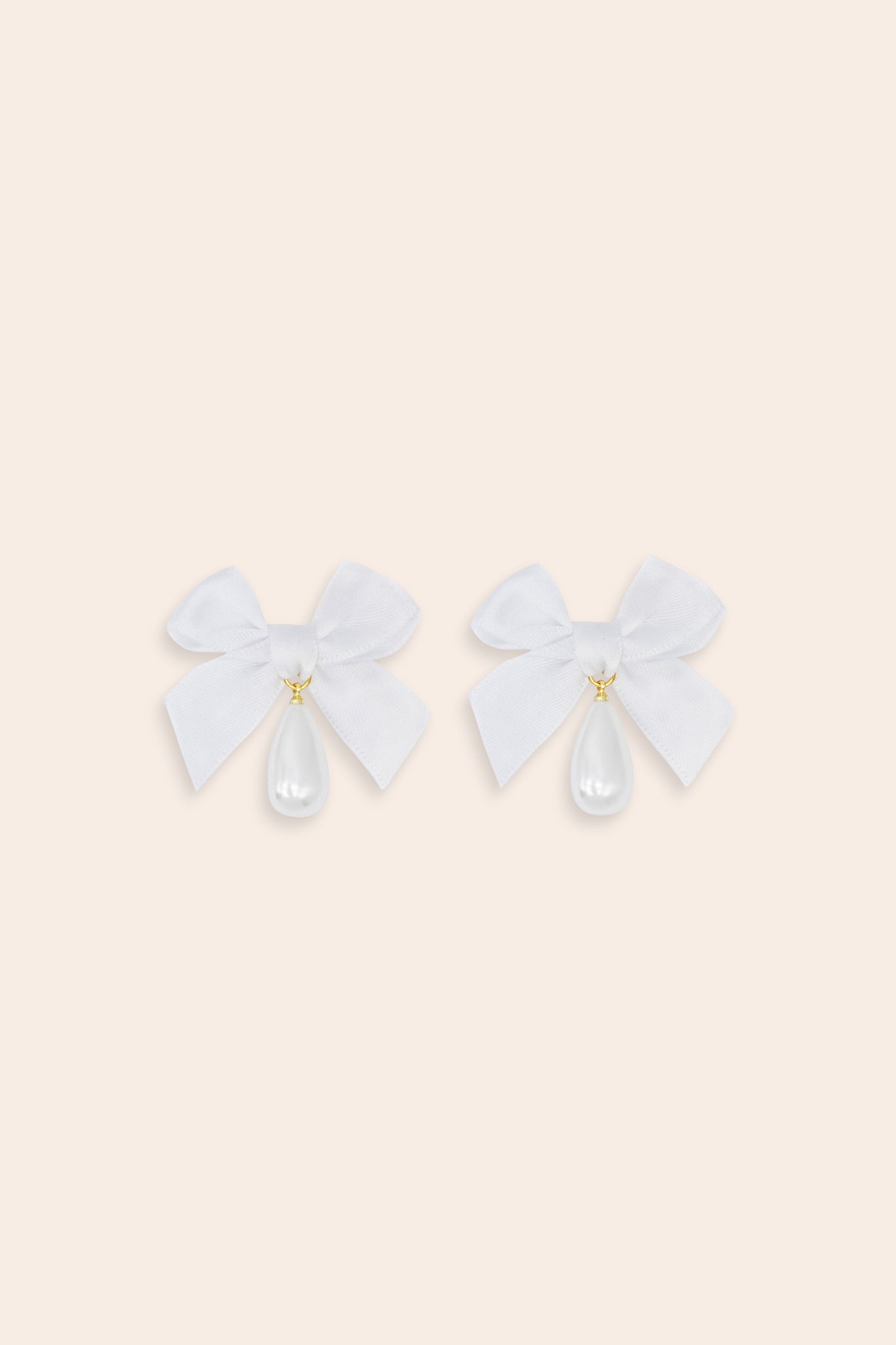 Bow Drop Pearl Earrings with Ribbon Bow | Petit Moments