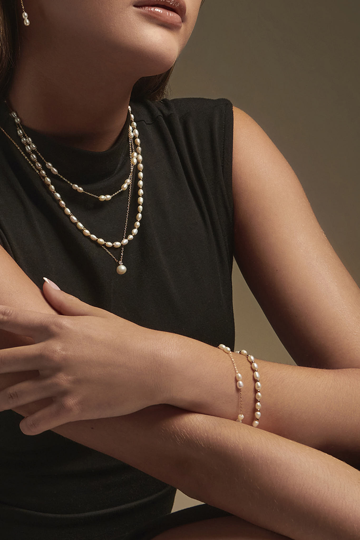 Gold Pearl Bracelet for Brides & Bridesmaids | Mia Bijoux