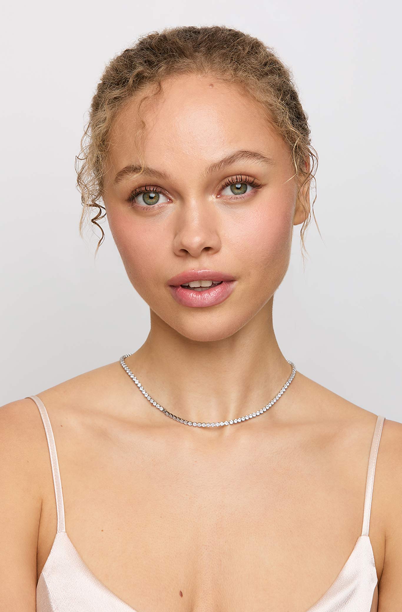 Delicate Tennis Necklace with Sparkling Stones | Petit Moments Silver
